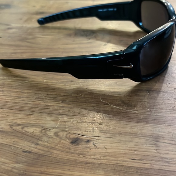 Nike Womens Sport Sunglasses - Picture 5 of 6